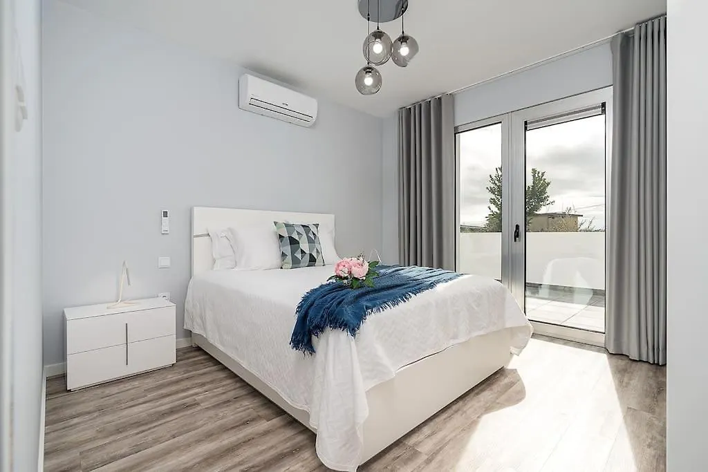 Casa Alan By Rent2U, Lda Villa Arco da Calheta  Arco da Calheta (Madeira)
