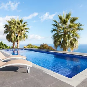 Casa de Férias Endless Blue House, Arco da Calheta (Madeira)