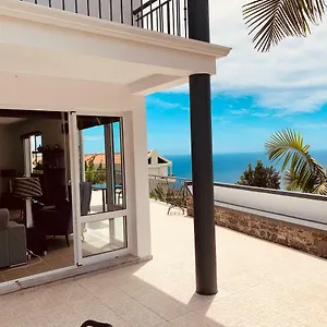 Felicidade Arco da Calheta (Madeira)